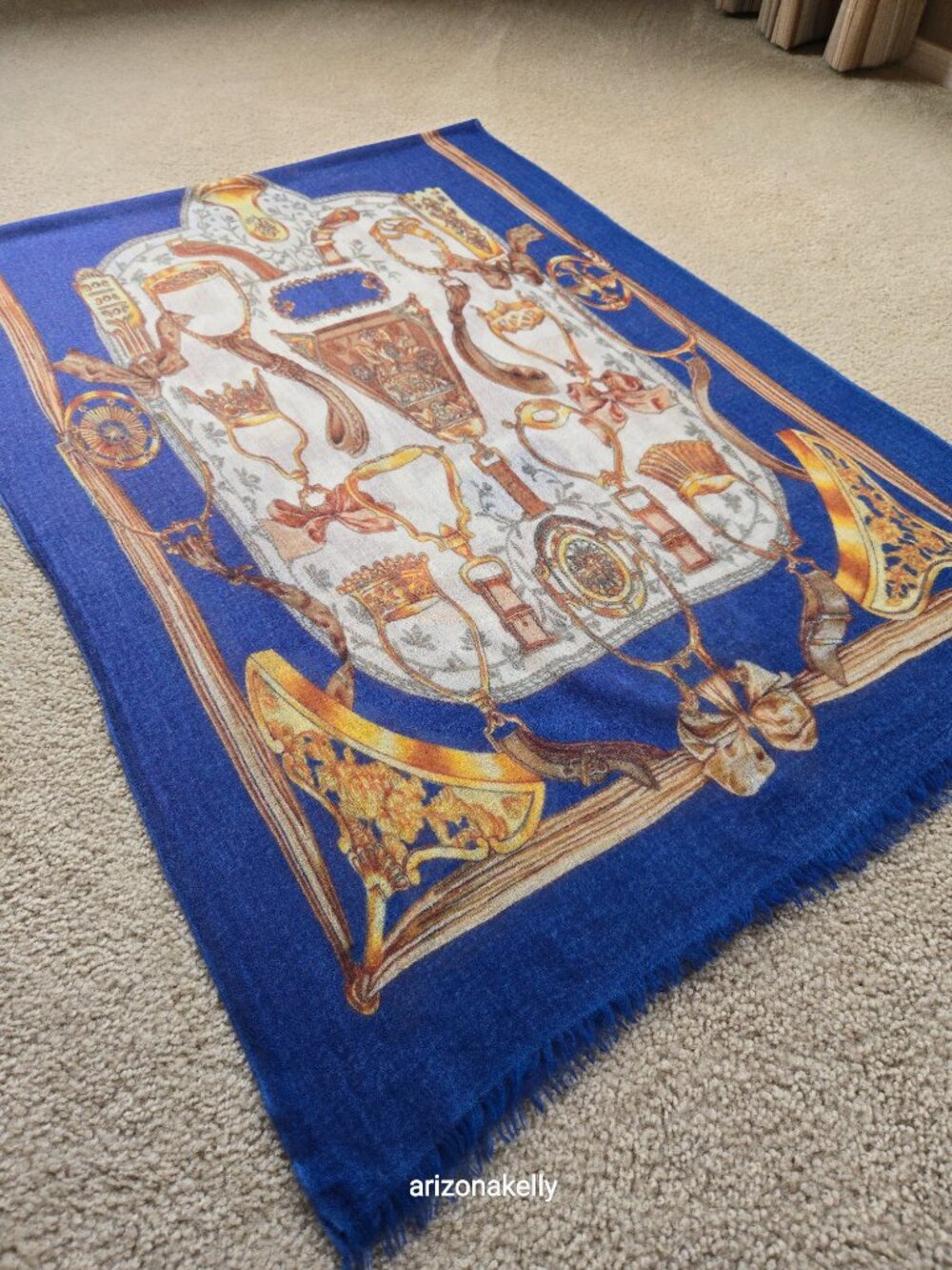 NWOT Cashmere Cinta Scarf Equestrian Design - Picture 10 of 12